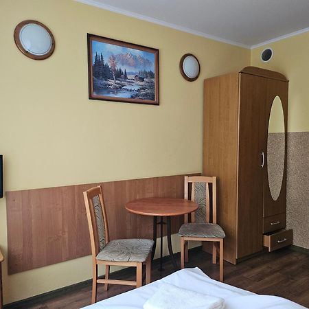 "Hel" Wieniec Zdroj Włocławek Esterno foto